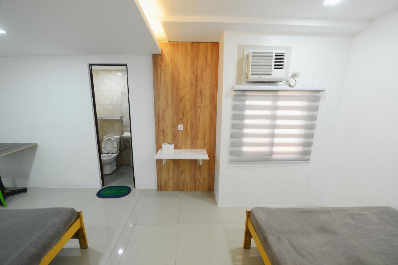 מלון מקטאן Cebu Courtyard מראה חיצוני תמונה