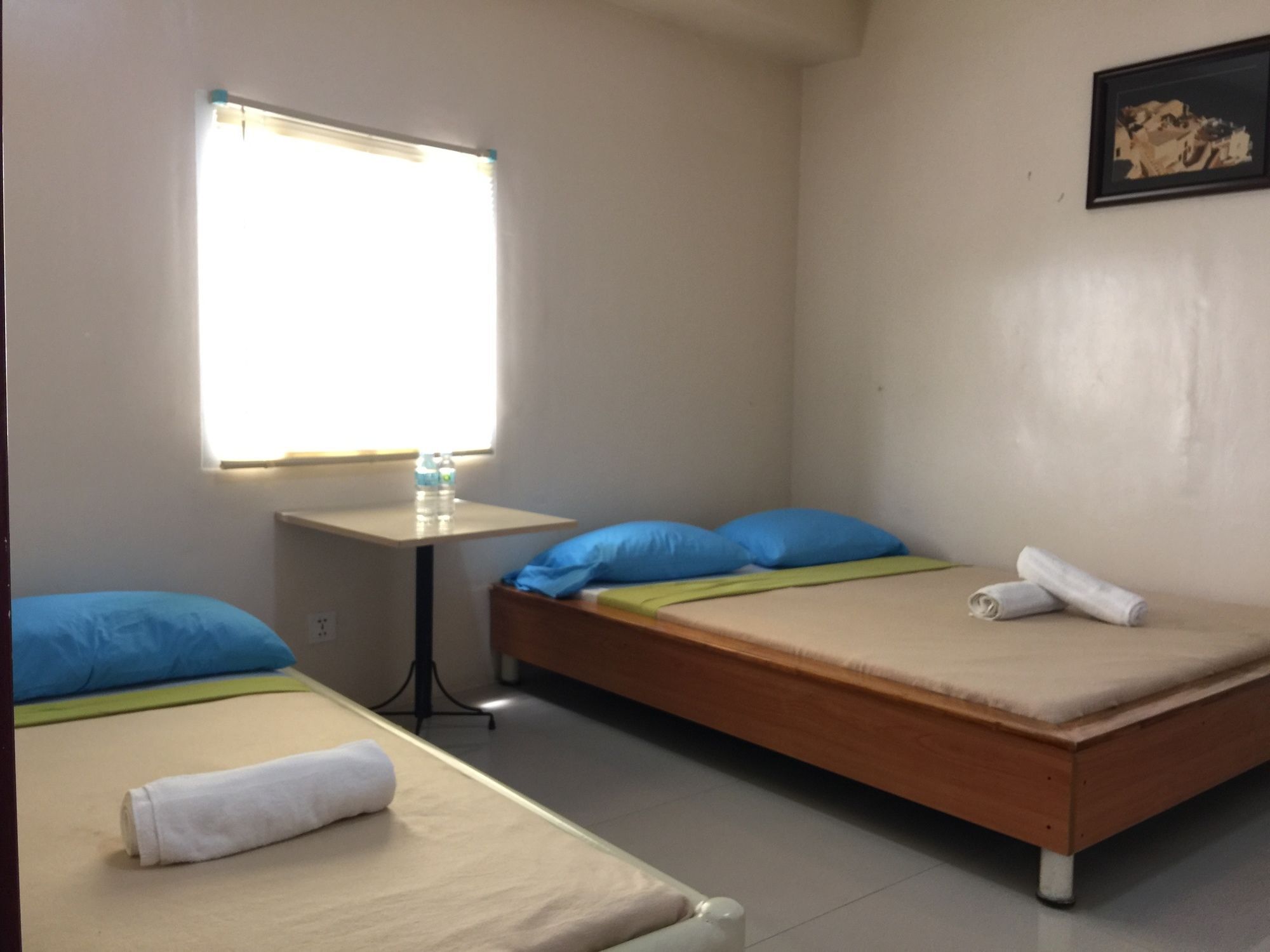 מלון מקטאן Cebu Courtyard מראה חיצוני תמונה